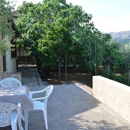 Holiday Home Garina Draga Bascanska Luaran gambar