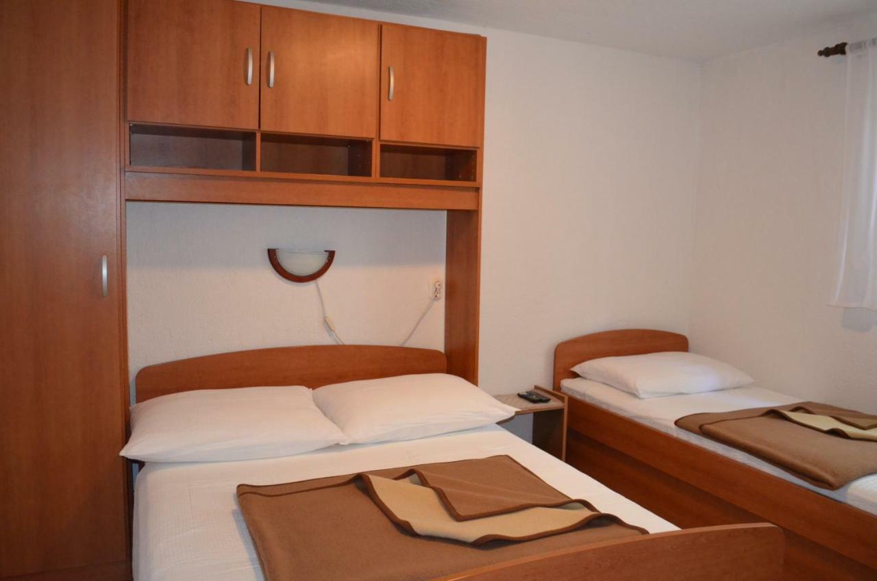 Holiday Home Garina Draga Bascanska Luaran gambar